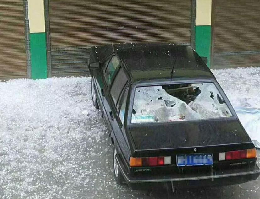 树脂瓦真的能抗受住特别大的冰雹吗？绿巨人污污视频去看看绿巨人污污视频怎么说？